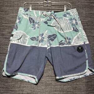 Vissla Board Shorts Men's Size 32 Blue Floral Stretch Quick Dry M103OKAL